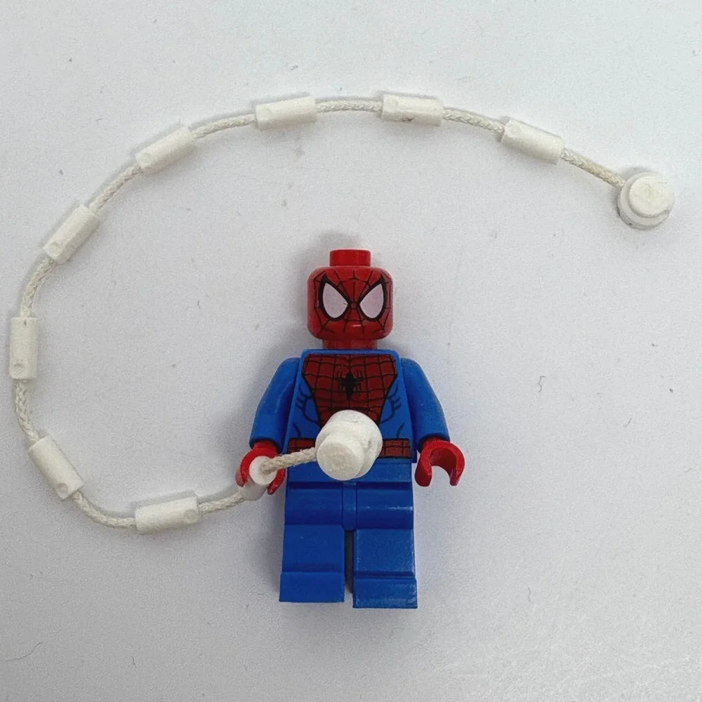 LEGO Marvel Super Heroes Spider-Man Minifigure sh038 with Web String Accessory
